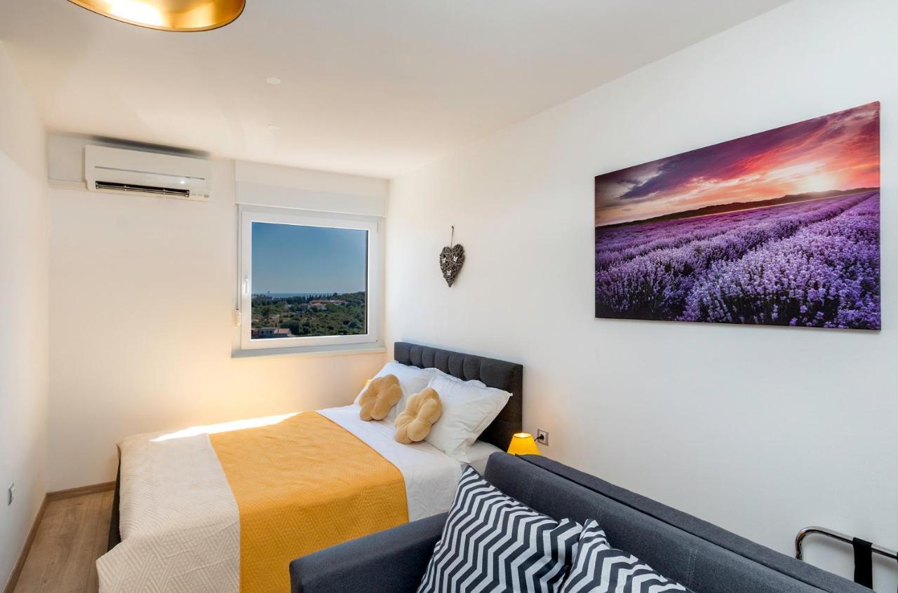 Apartman Vita Pula Exterior photo