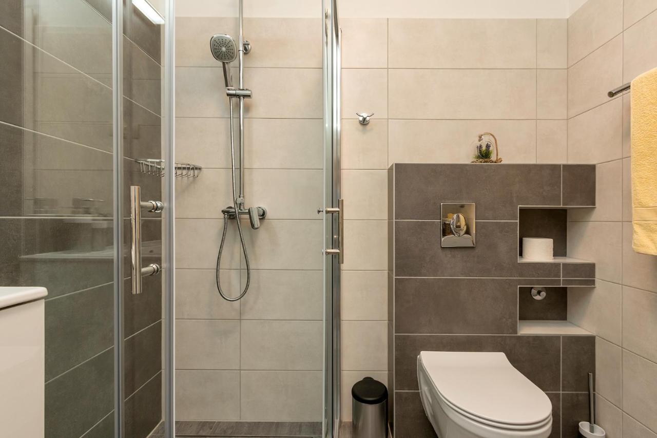 Apartman Vita Pula Exterior photo