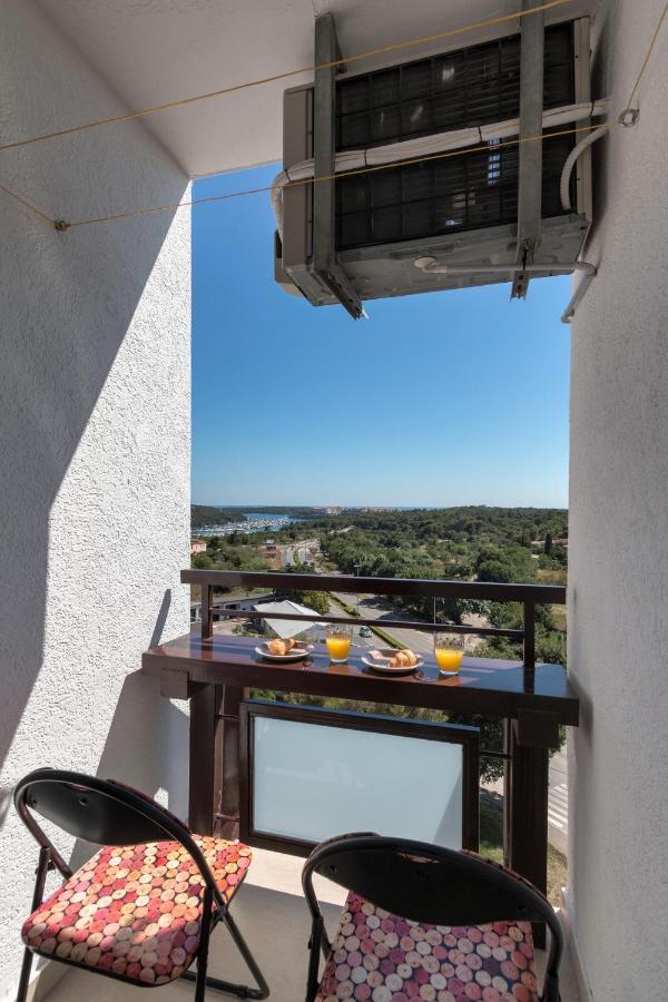Apartman Vita Pula Exterior photo